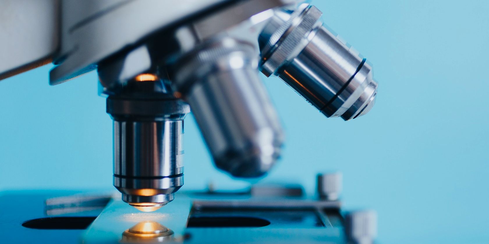 traditional-microscope-closeup-feat-image-cropped.jpg